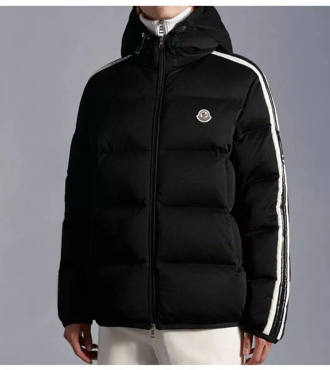 MONCLER(モンクレール) 三瓶山 新品 4