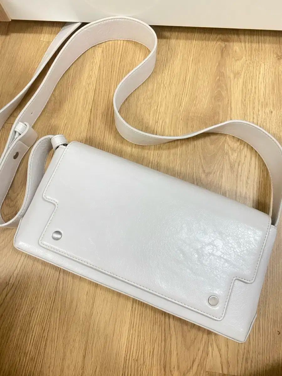 ファインドカプア マークバッグ 26 アイボリー DECORATOM_COM_BR