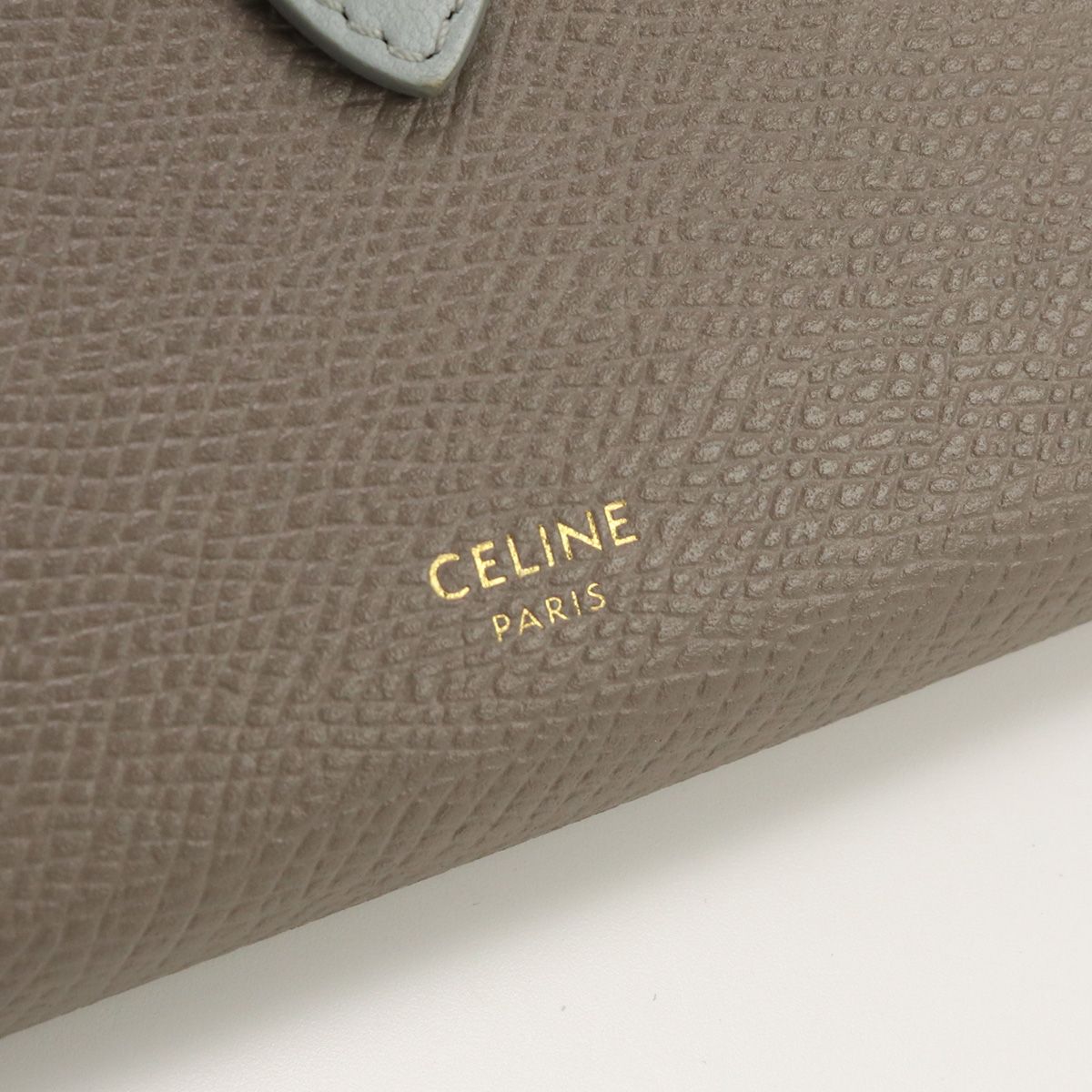 CELINE セリーヌ ミディアム ストラップ ウォレット 10B64 3BRU 10PI 二折財布小銭入付き カーフスキン【中古】 レディース CELINE セリーヌ ミディアム ストラップ ウォレット 10B64 3BRU 10PI