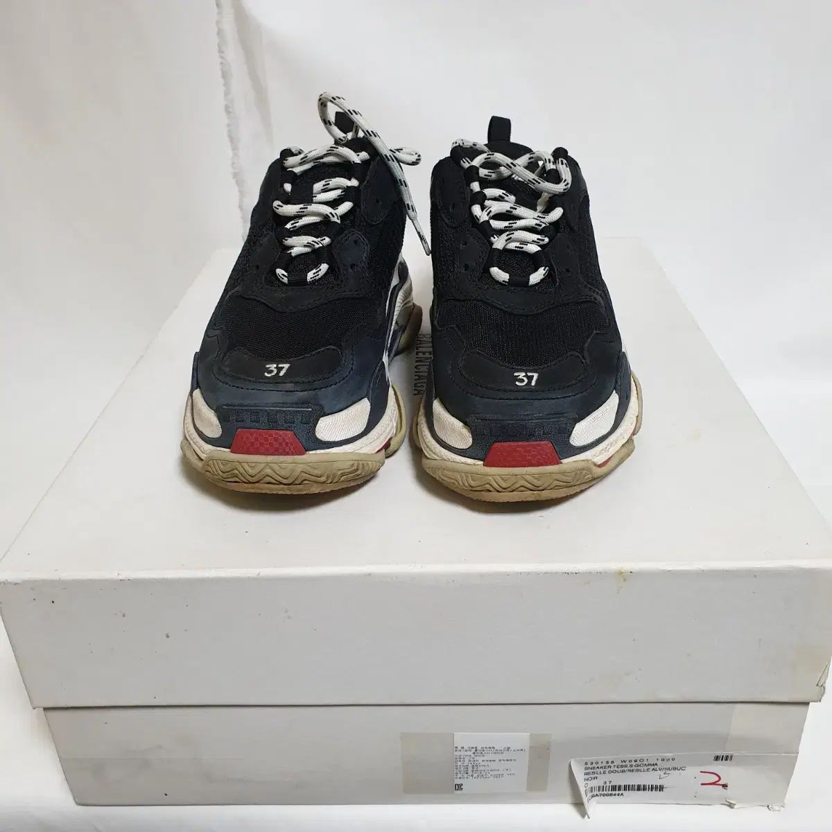 【雷市場（ポンジャン）商品韓国直送】 BALENCIAGA(バレンシアガ) トリプル s ブレーザー 黒 赤 ダーティ・ウォー・キャッスル