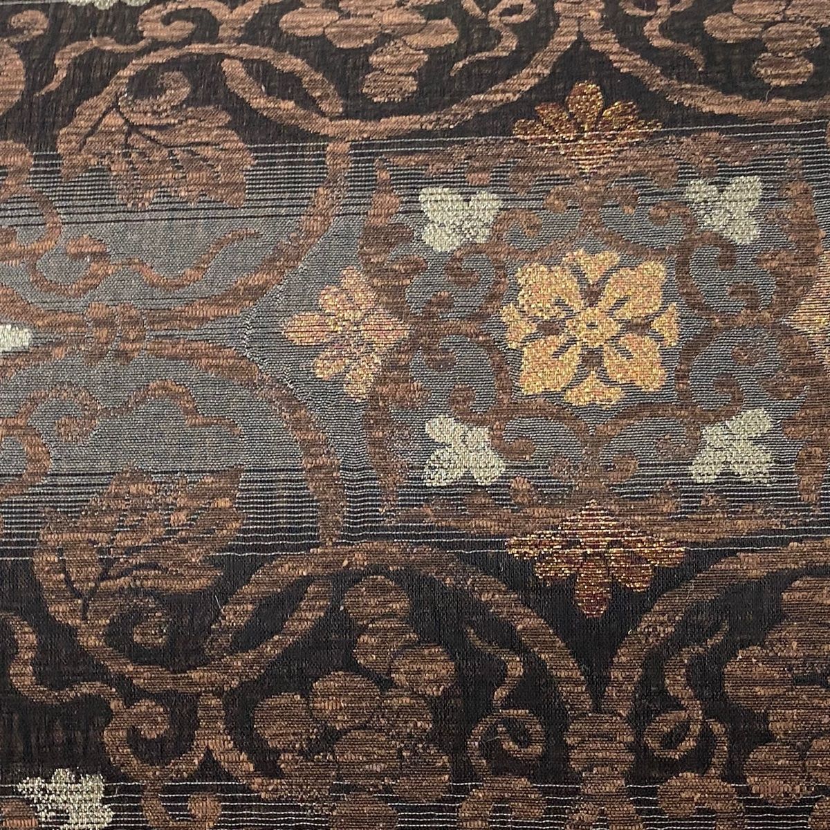 袋帯 美品 逸品 華文 葡萄唐草 箔 黒灰 六通 正絹 【中古