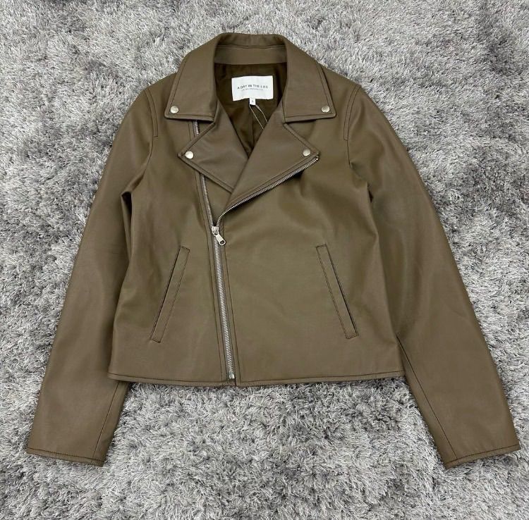 ユナイテッドアローズ フェイクレザー