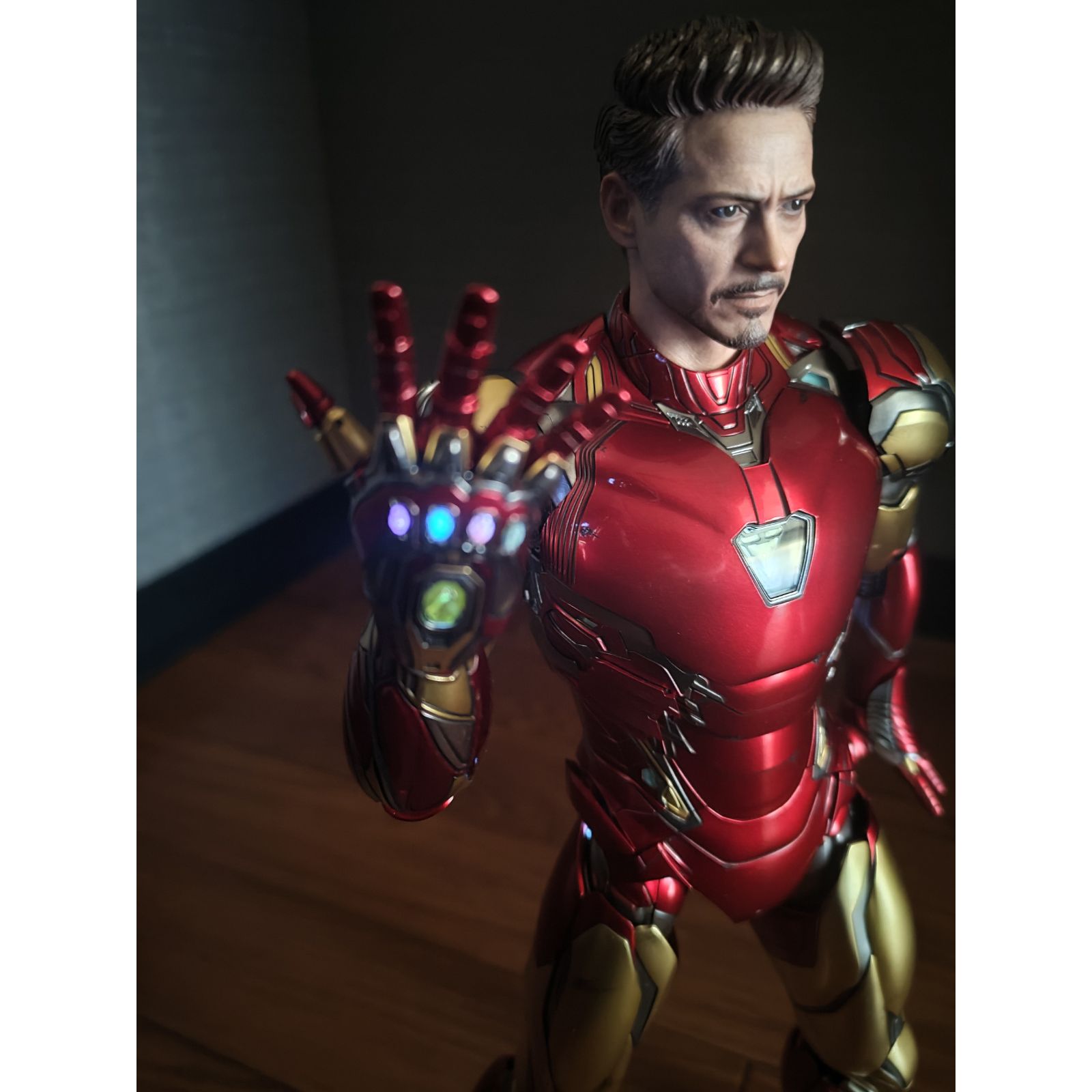 ホットトイズ HOT TOYS アイアンマン マーク85 （Hot toys (ホット 