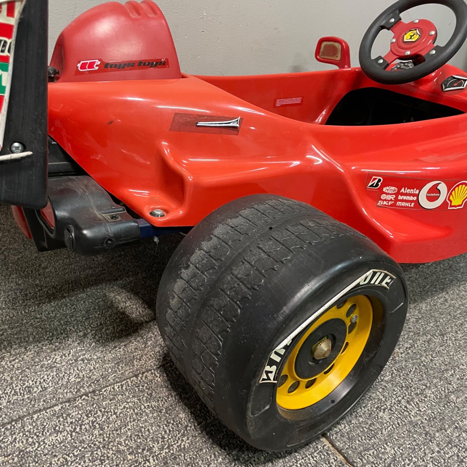 フェラーリ　F1 ペダルカー　乗用玩具 フェラーリ F1 ペダルカー 乗用玩具 ペダルカー 電動カー