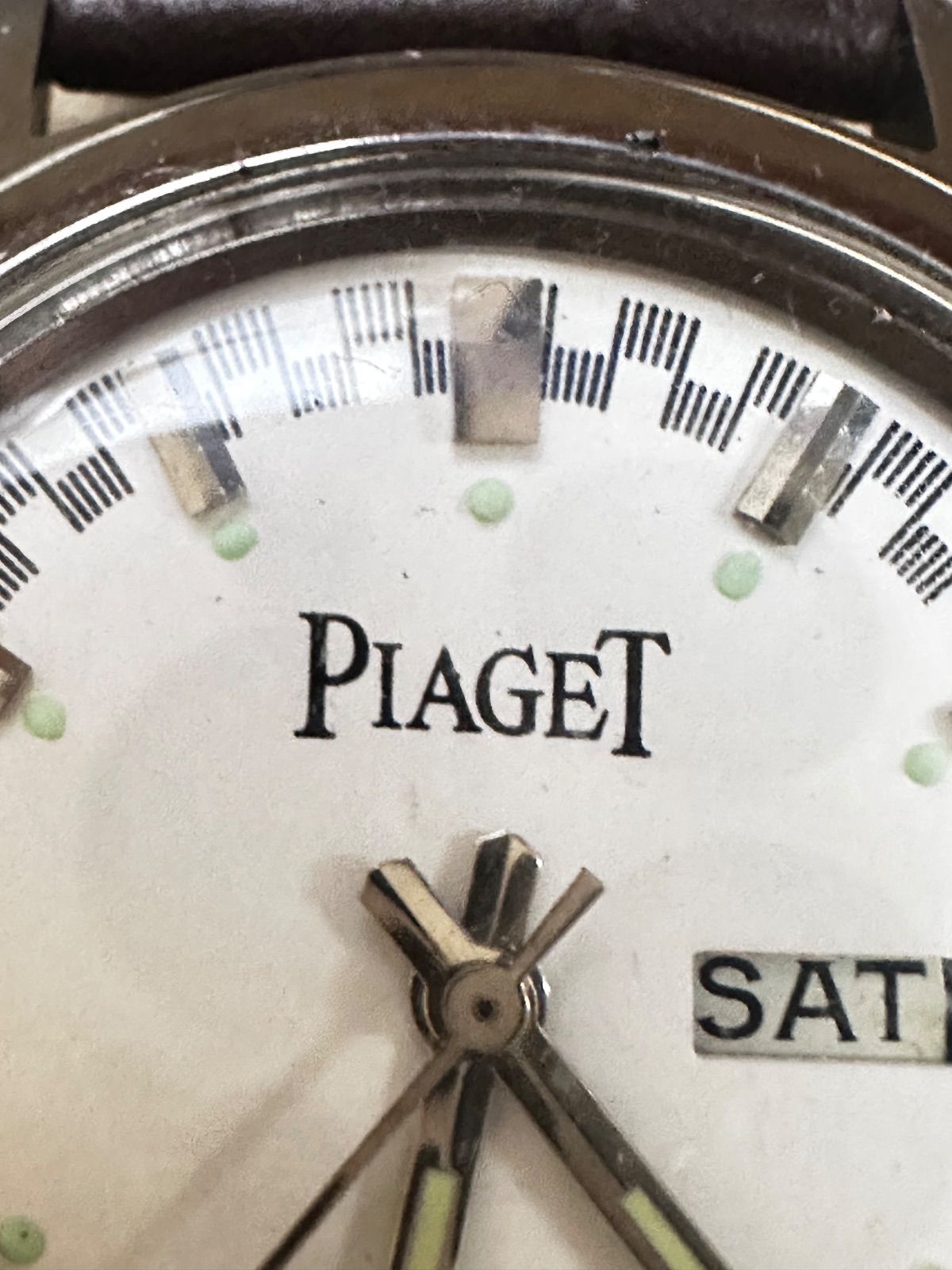 ヴィンテージ ピアジェ白文字盤 自動巻き 17jewels スイス製　再生品 ヴィンテージ ピアジェ PIAGET 白文字盤 自動巻き 25jewels