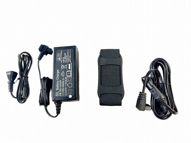 フォレストグリーン