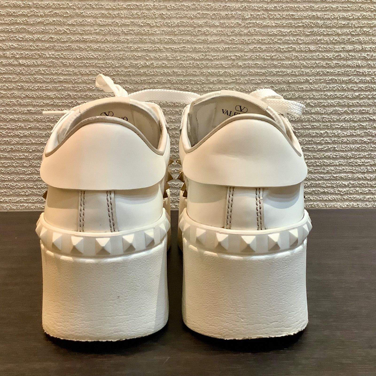 ヴァレンティノ VALENTINO GARAVANI ロックスタッズ 厚底