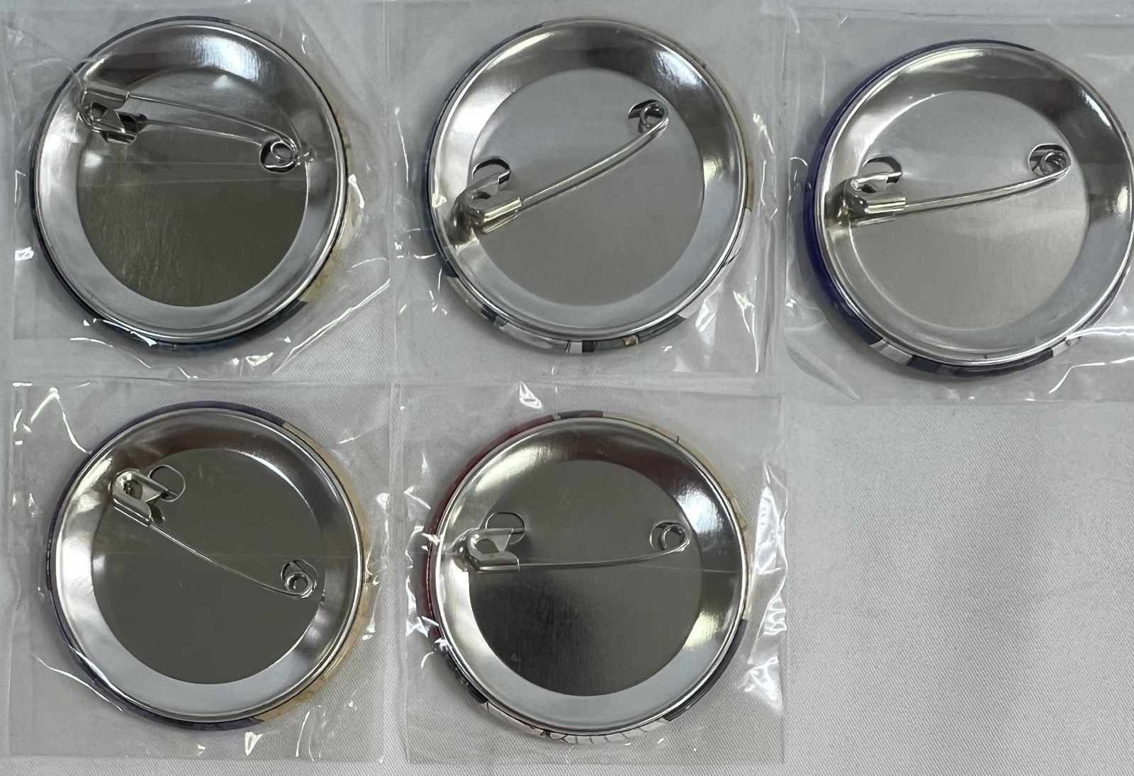 未開封 ピオフィオーレの晩鐘 缶バッジ 10種セット まとめ売り