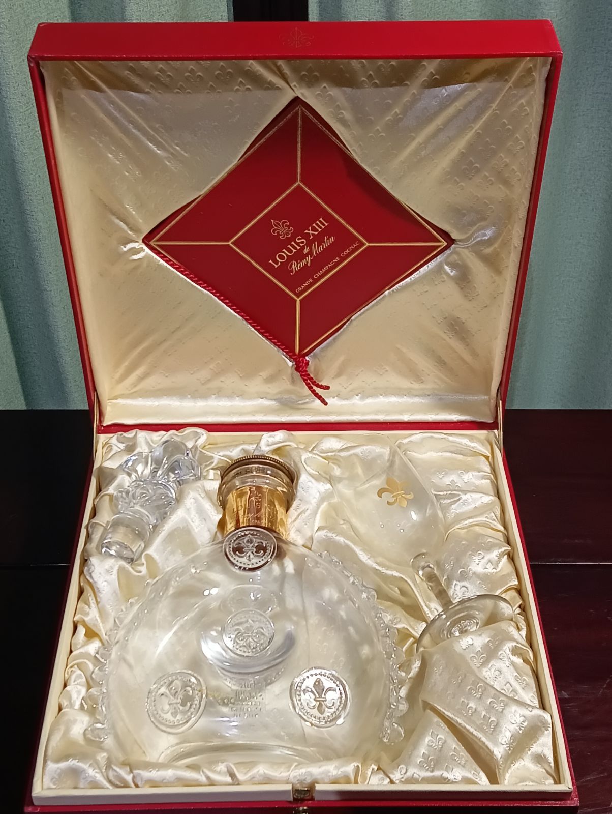 Baccarat - ルイ13世 空き箱 Yahoo!オークション -「レミーマルタンルイ13世」(バカラ