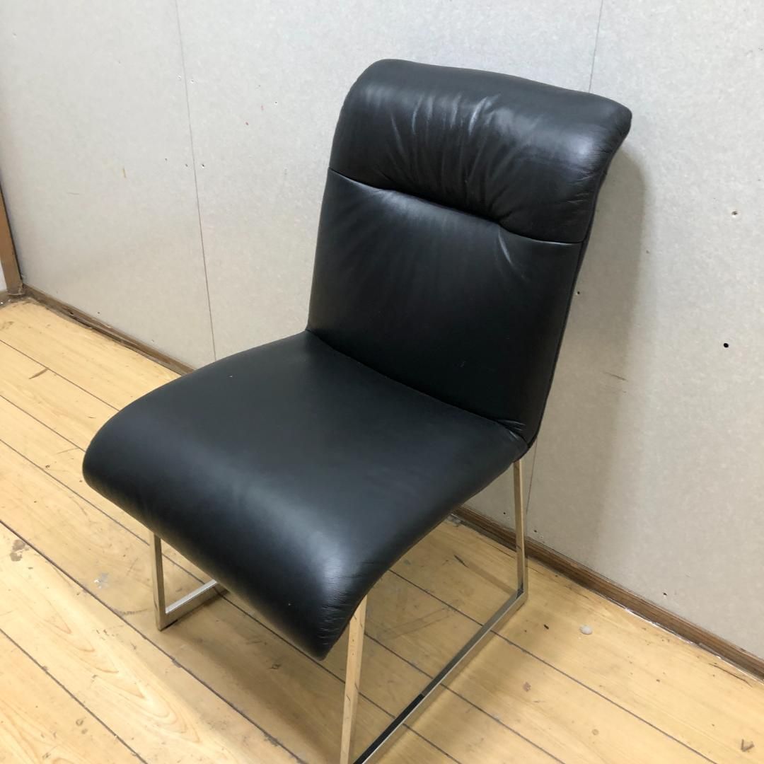 ブラック クローム脚