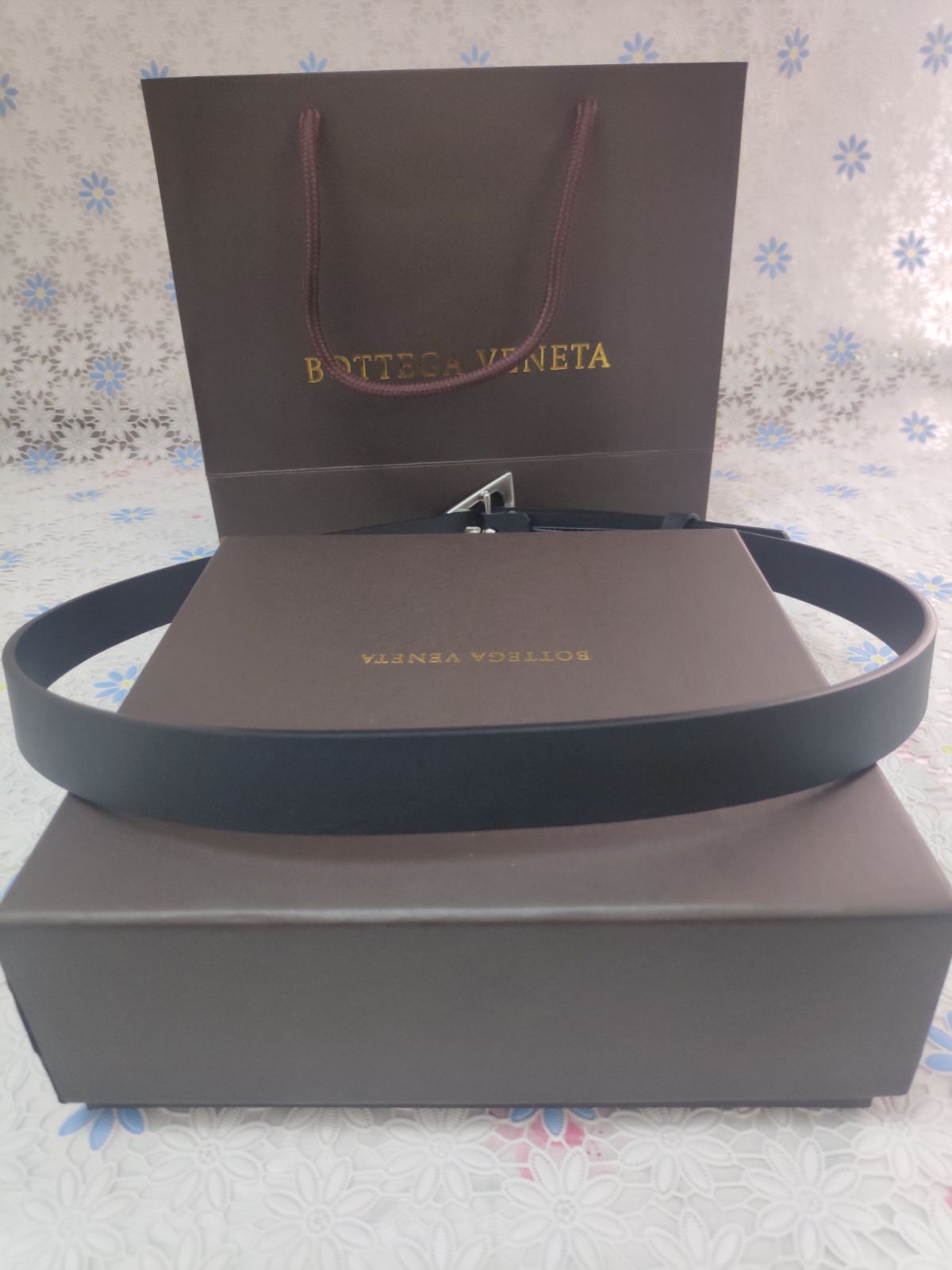 超人気✨BOTTEGA VENETA/ボッテガヴェネタ ベルト 銀色金具