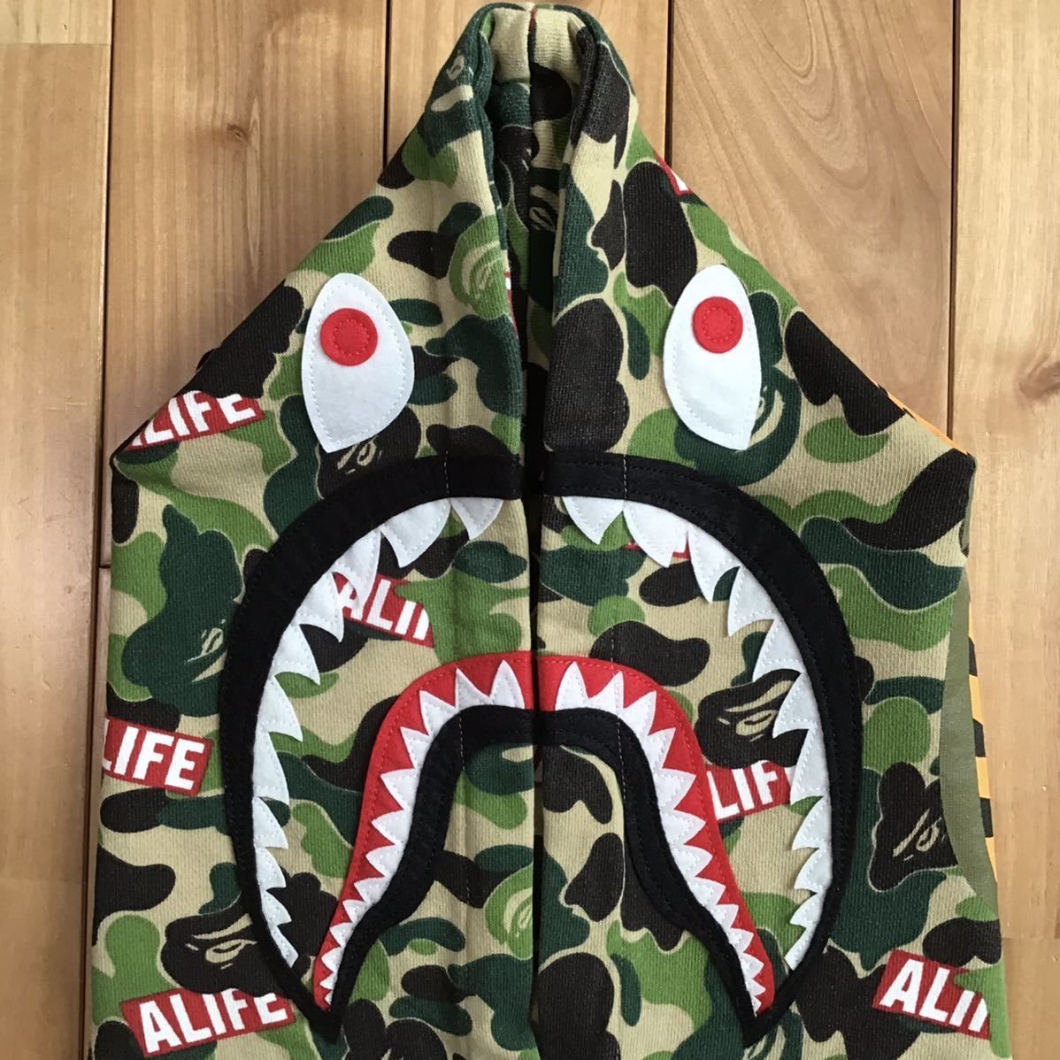 ★激レア APE abc camo green シャークパーカー XL パーカートップス