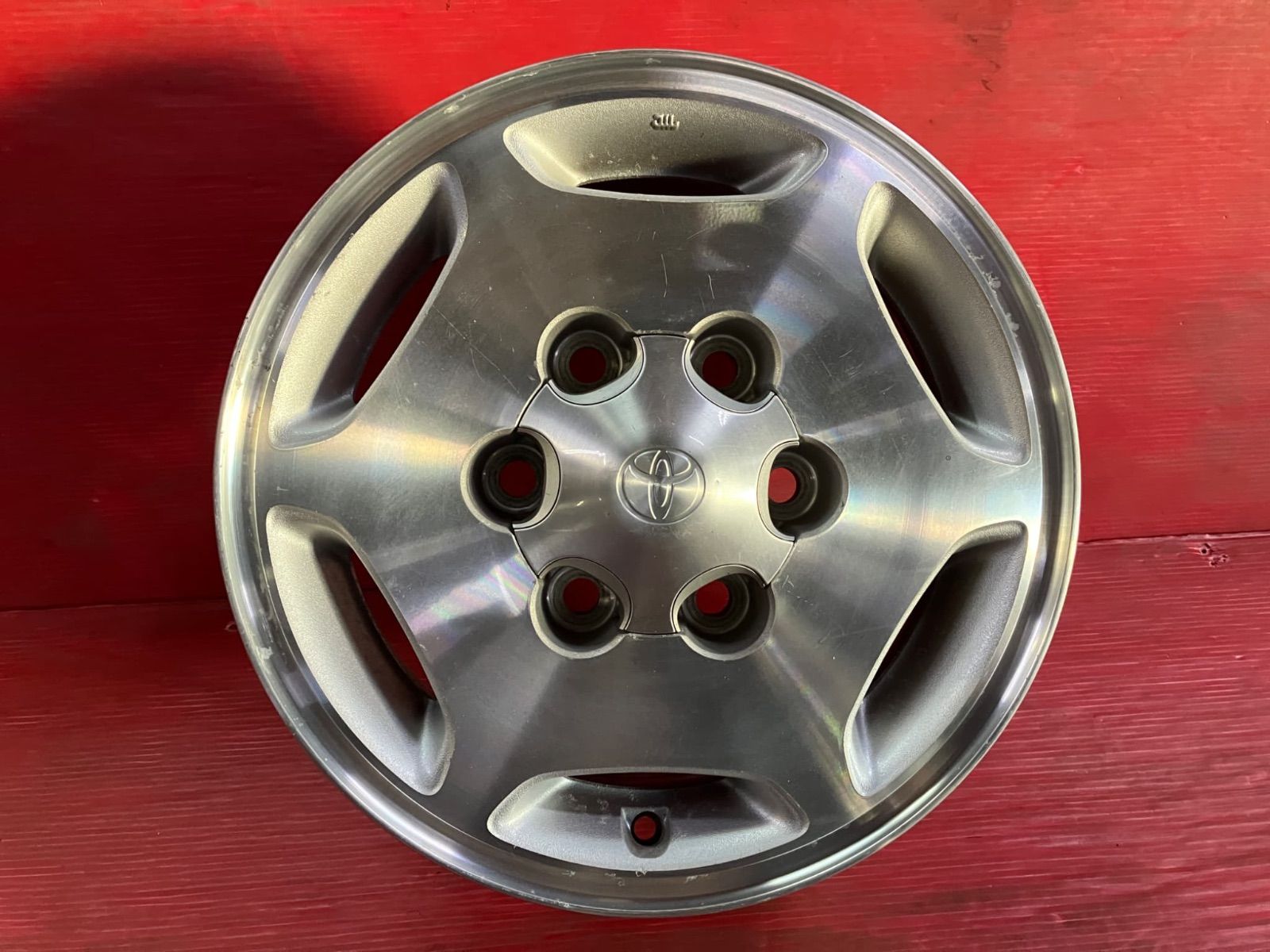 ☆売切☆ 200系ハイエース 純正タイヤホイールセット 195/80R15 107 