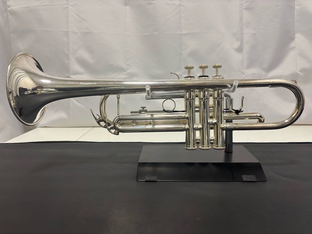 【極美品】Minerva ミネルバ トランペット MTR500S ケース付き 極美品】Minerva ミネルバ トランペット MTR500S ケース付き