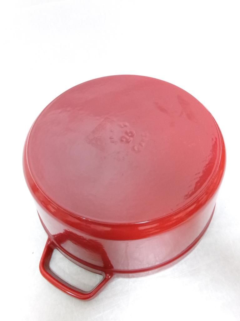 Staub ストウブ