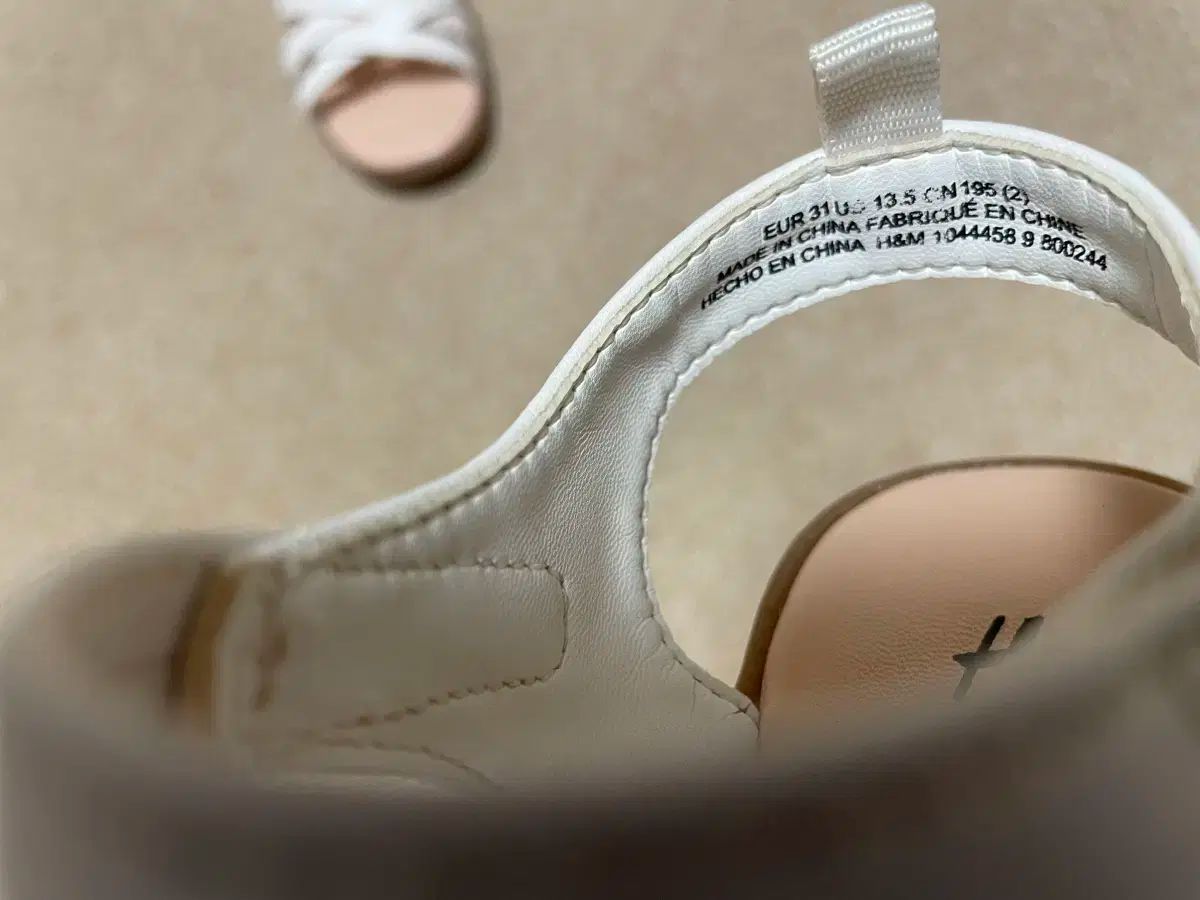 H ＆ M キッズ サンダル ( 185mm )