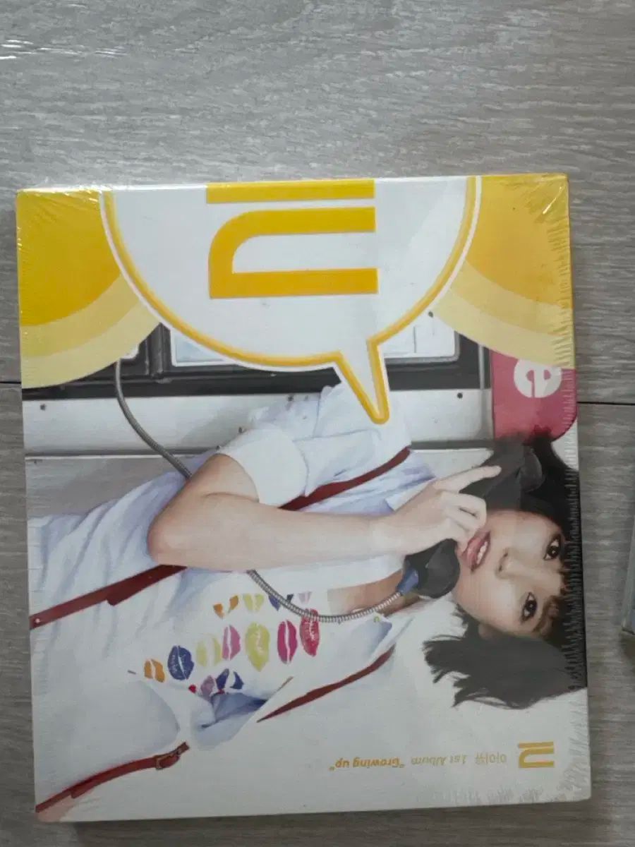 IU(アイユ) 1 家 growing up 未開封