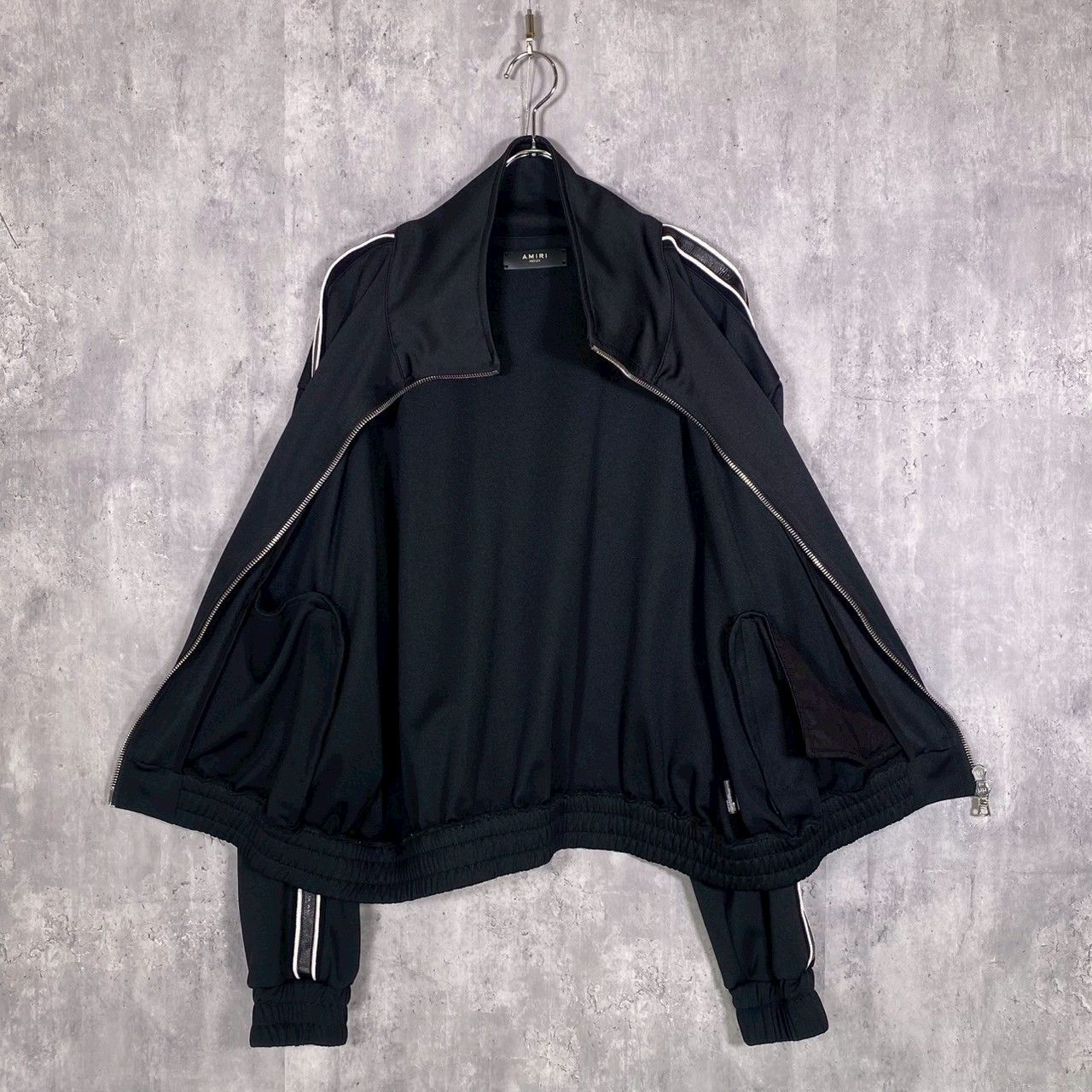 AMIRI ブラック セットアップ　 Sサイズ Amiriセットアップスウェット | TikTok