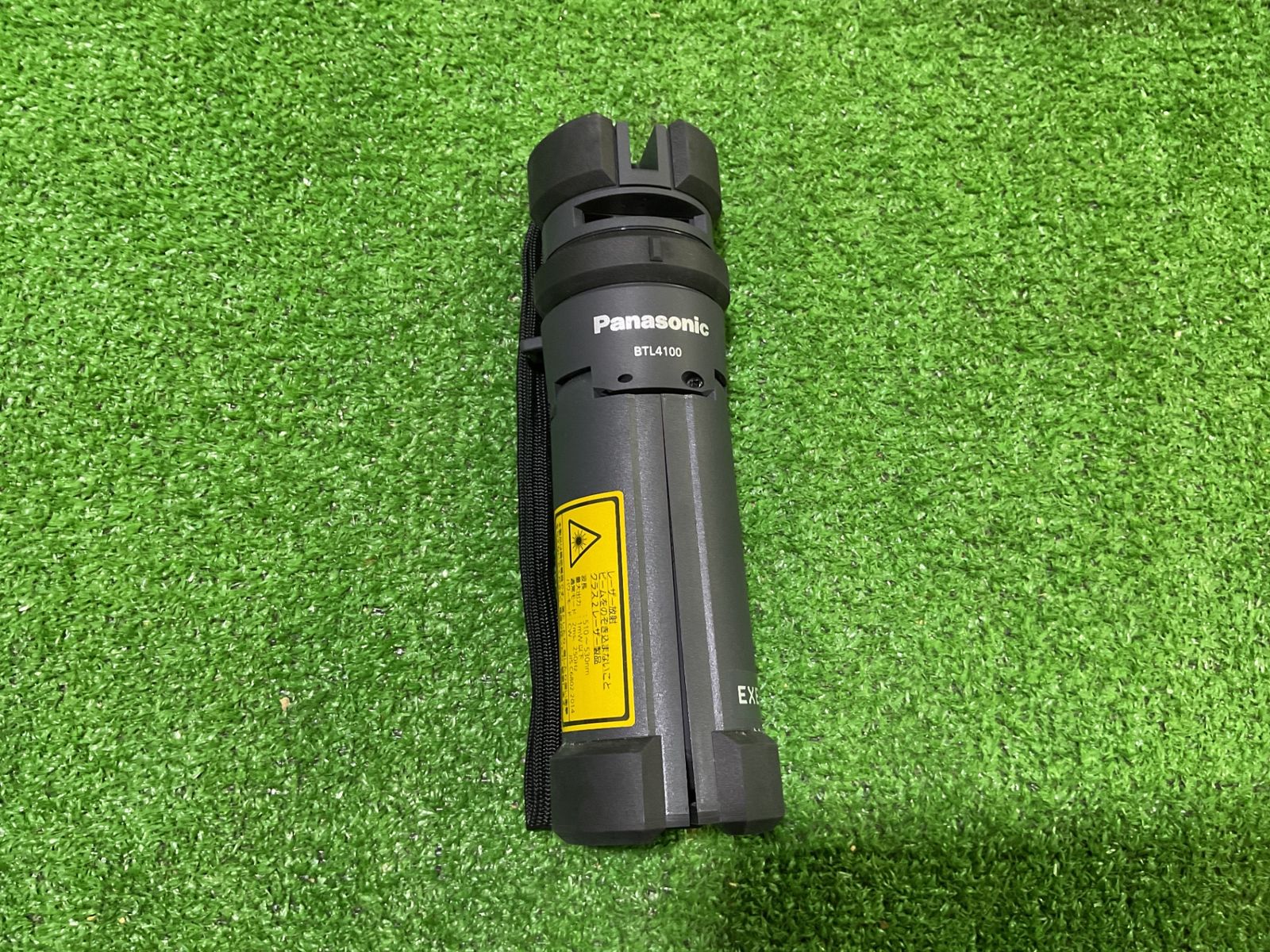 Panasonic BTL4100 レーザー墨出し器 ※現状品(ク-221) Panasonic BTL4100 レーザー墨出し器 ※現状品(ク-221)