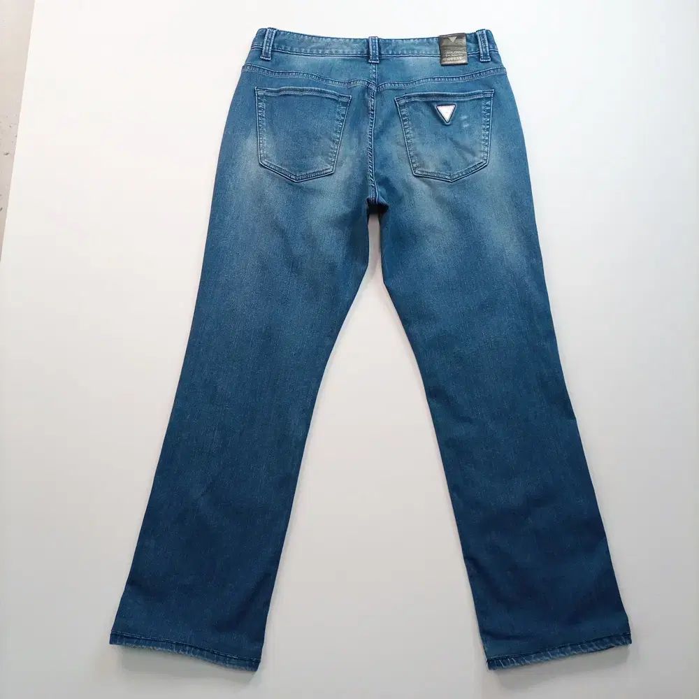 【雷市場（ポンジャン）商品韓国直送】 GUESS(ゲス) デニム サイズ 30 ストレッチ ウォッシング カジュアル メンズ デニムパンツ A3362