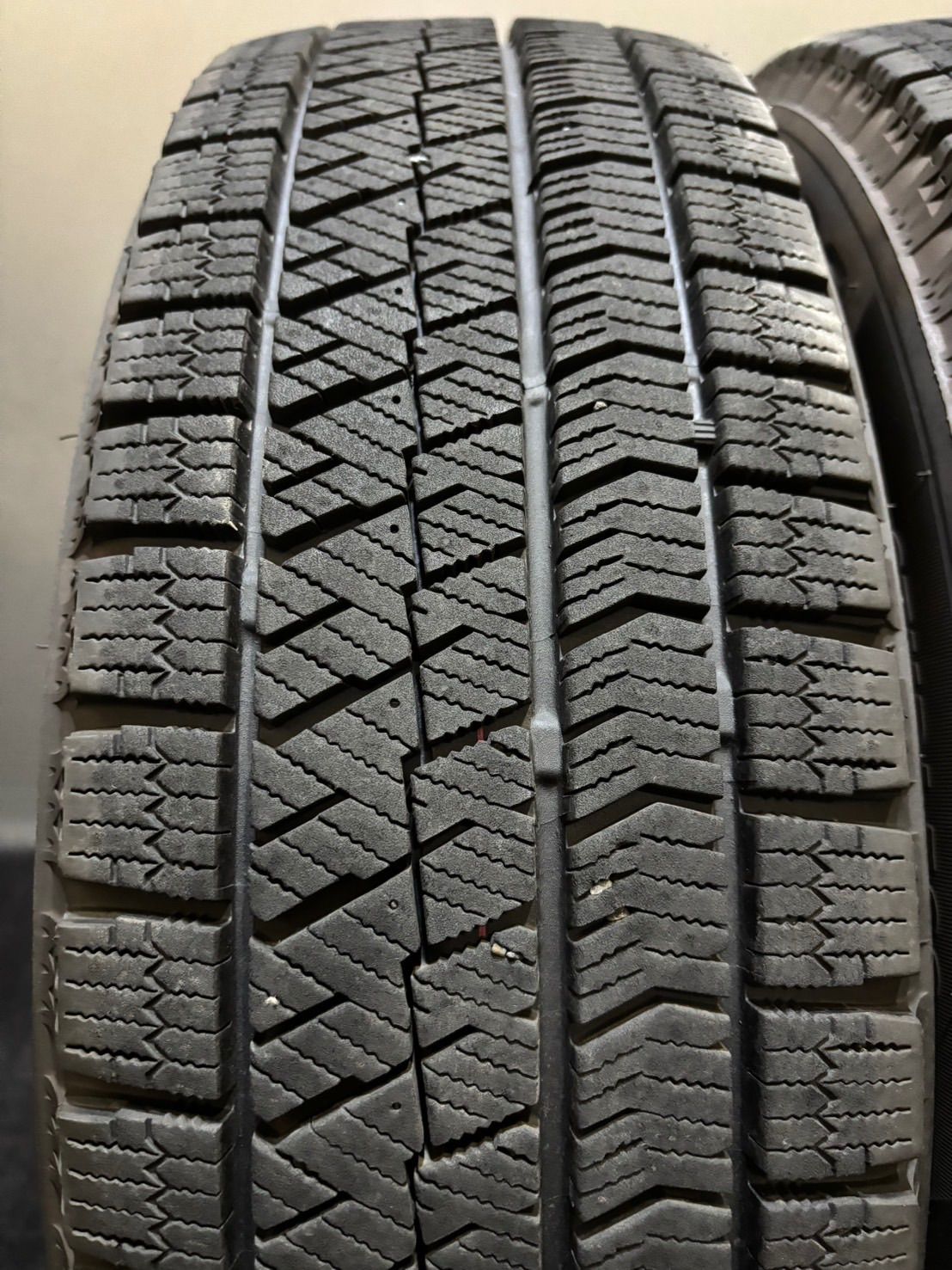 175|65R15 BRIDGESTONE|VRX2