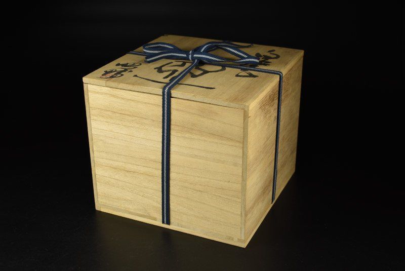 蔵C9559】人間国宝 前田昭博 白磁壷 白瓷壺 日本工芸会正会員 共