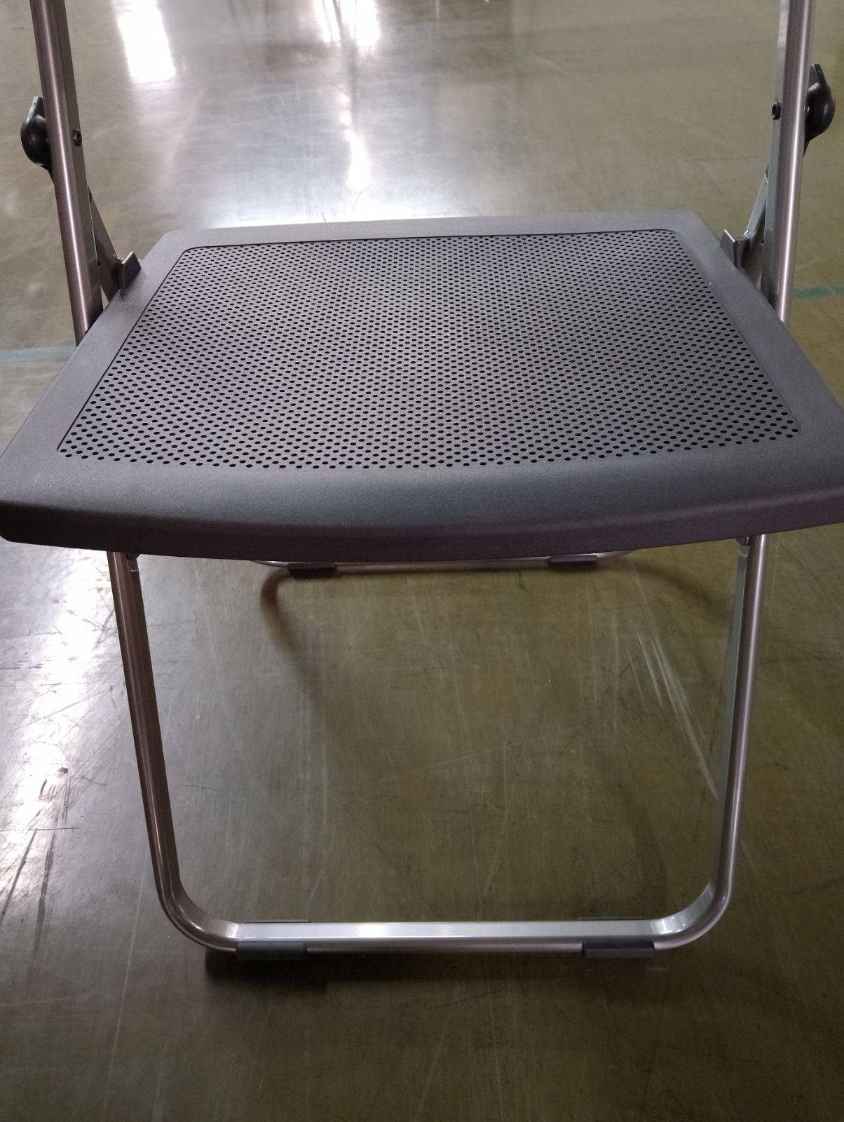 ５脚セット アイリスプラザ チェア 折りたたみ 軽量 通気性 折りたたみ椅子 ミーティングアイリスプラザ チェア 会議アイリスプラザ チェア 折いす パイプ椅子 パイプアイリスプラザ チェア 折り畳み コンパクト イスCAL-MX01S 管理MN793AF WWW_SUPERTOOLSSHOP_NL