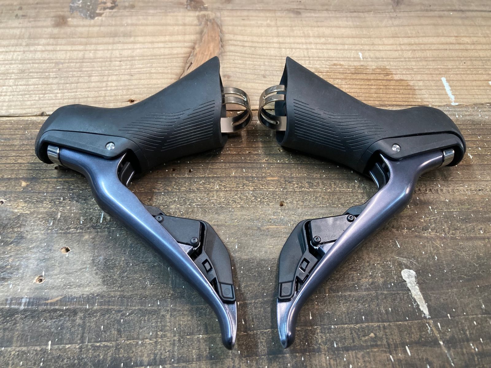 IO624 シマノ SHIMANO アルテグラ ULTEGRA ST-R8150 STIレバー