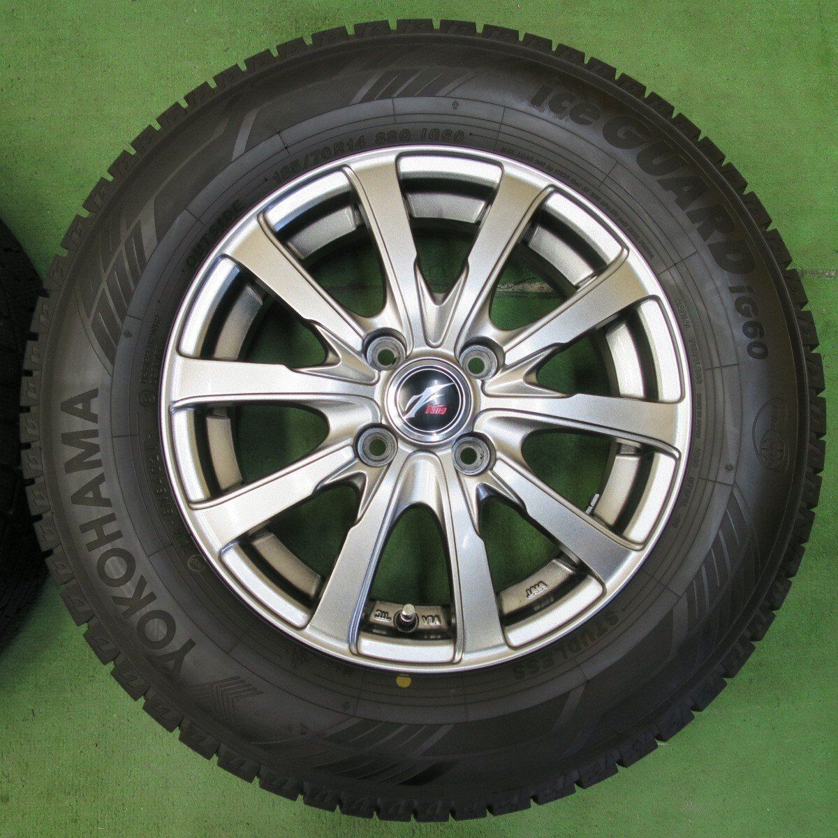 バリ溝！21年！キレイ！ほぼ10分☆スタッドレス 185/70R14 ヨコハマ 