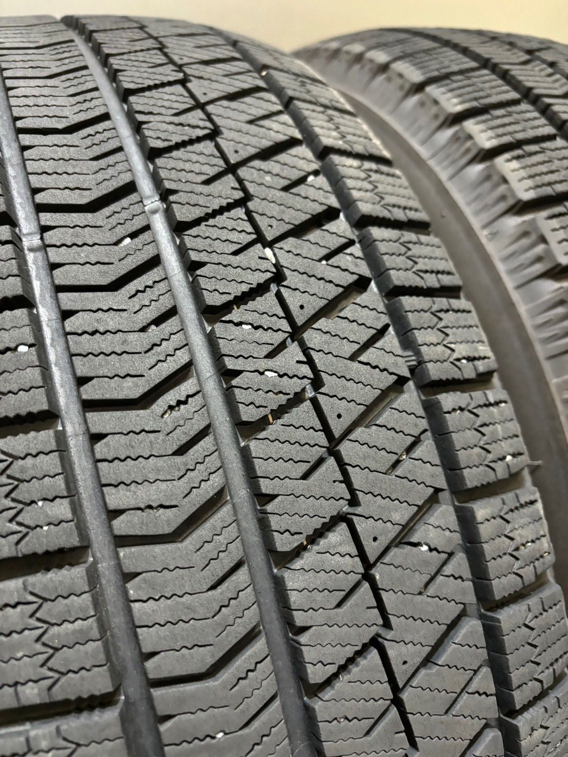 ☆205/60R16 BRIDGESTONE/VRX2 20年製 スタッドレス 4本 ブリヂストン ブリザック ノア ヴォクシー ステップワゴン  (2-G358) - メルカリ