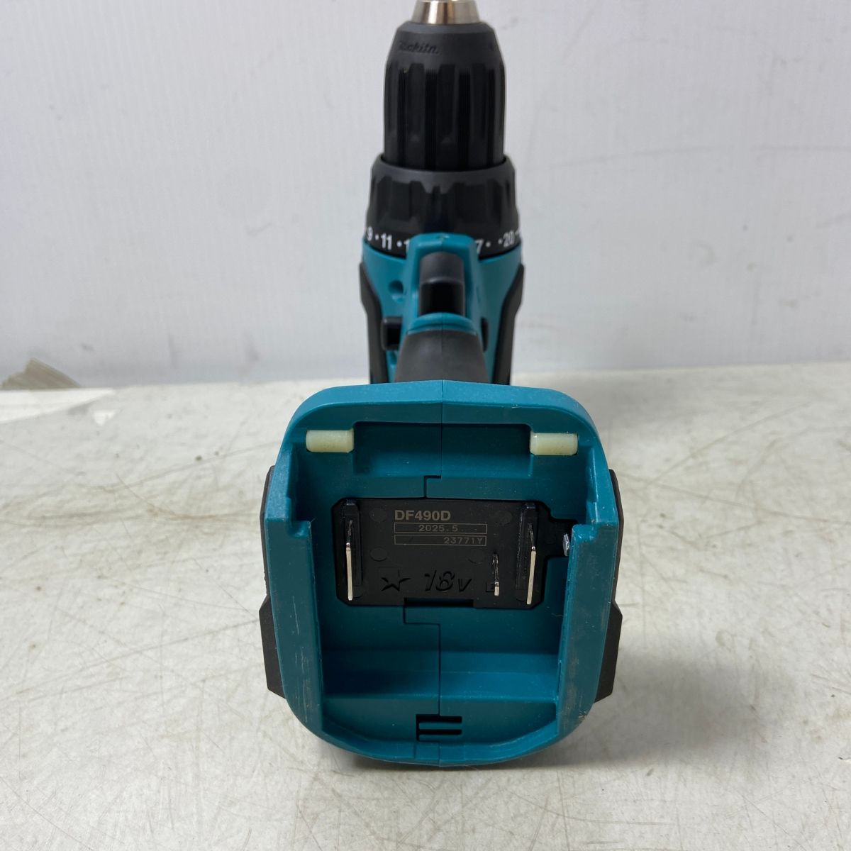 何でも揃う。 ΦΦMAKITA マキタ マキタ 18V充電式ドライバドリル DF490DB DF490DB ブルー ファッション業界