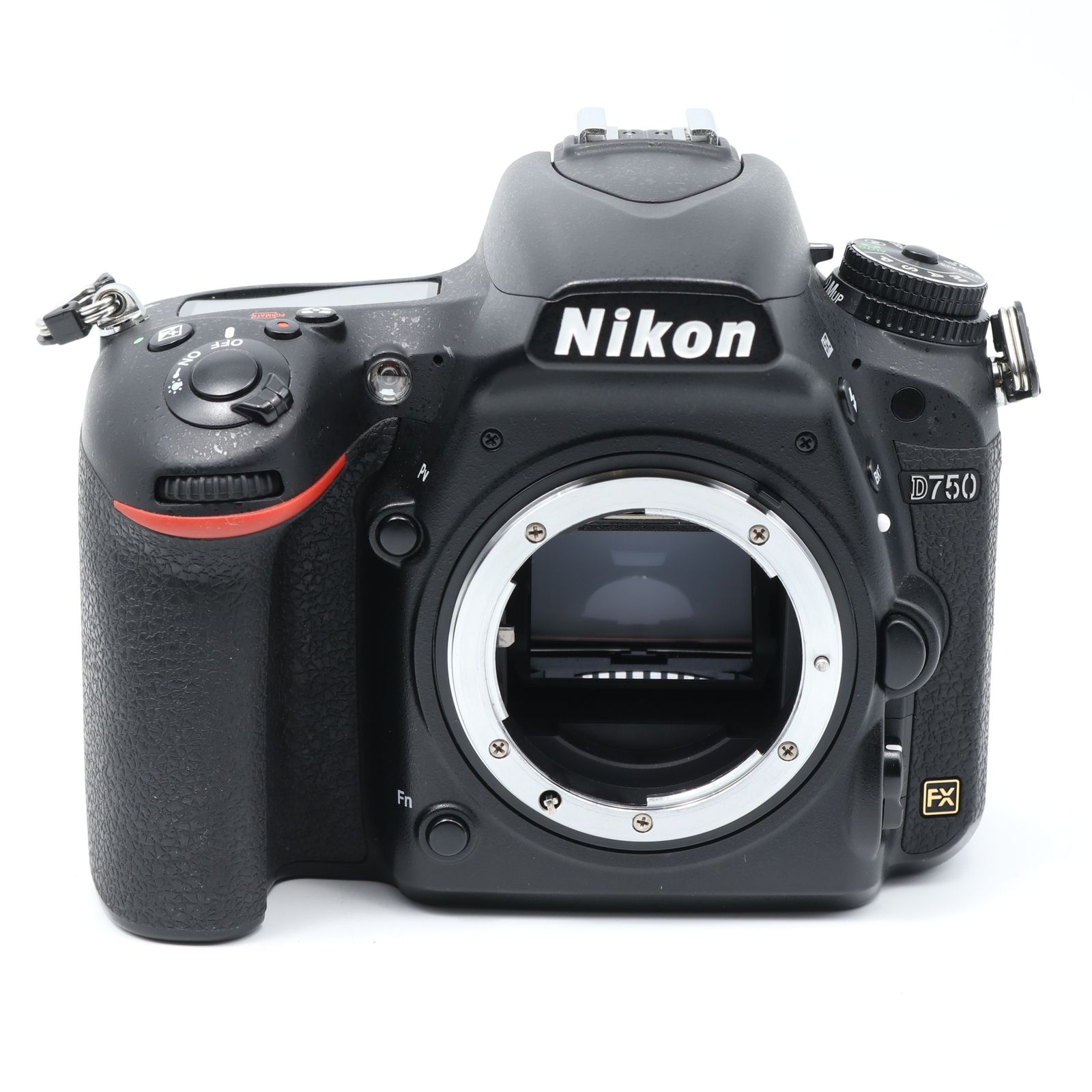 Nikon D750 ボディ（シャッター回数6,000回以下／美品） 美品】Nikon デジタル一眼レフカメラ D750 ボディ(シャッター回数