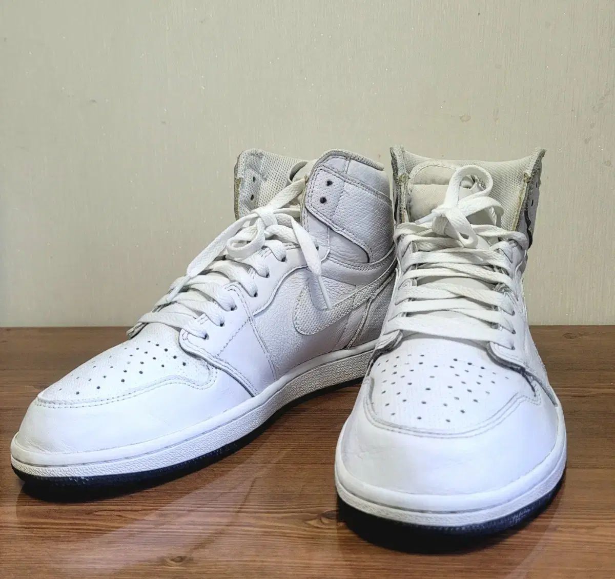 ジョーダン 1 ハイ オールホワイト 275mm