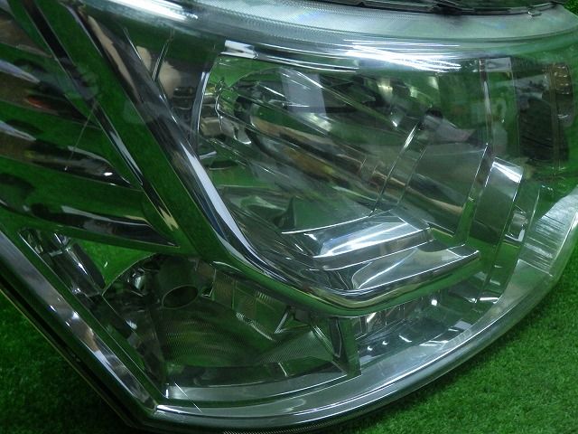 デリカHID ヘッドライト 左右 バラスト付き KOITO 100-87918 デリカD:5