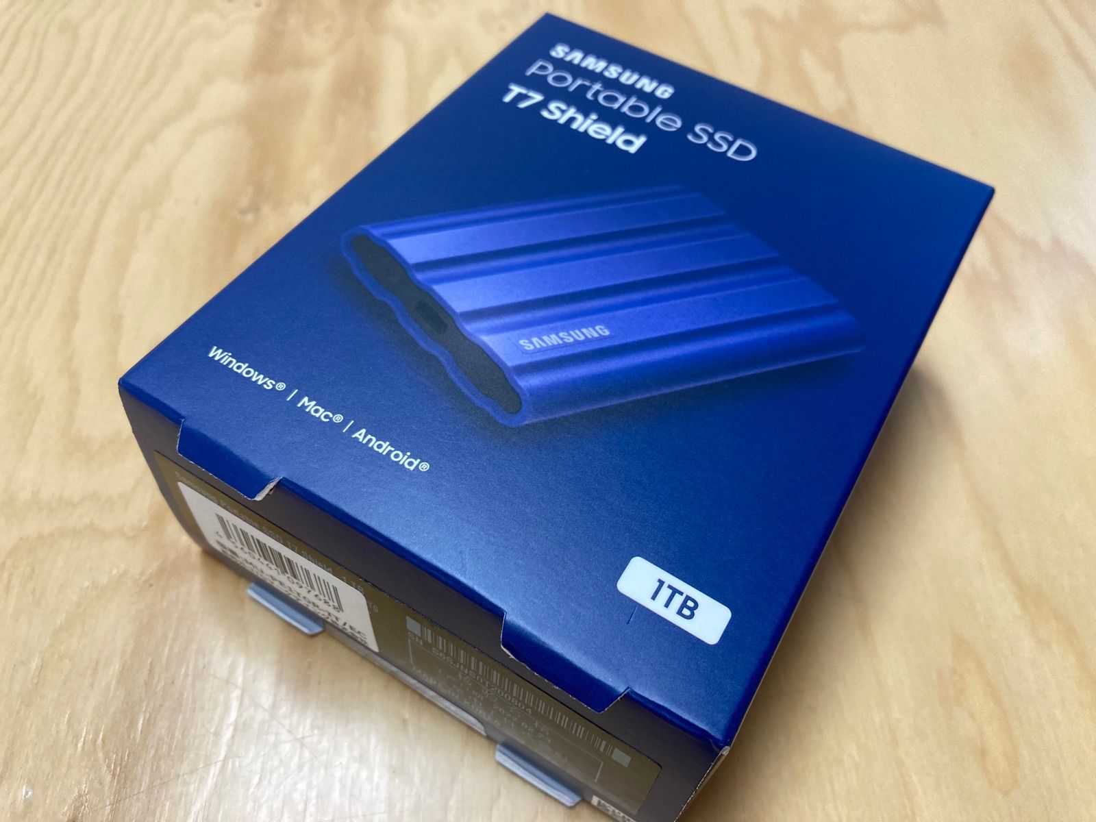 ☆未使用☆ SAMSUNG Portable SSD T7 Shield 2TB（SAMSUNG T7 SHIELD 
