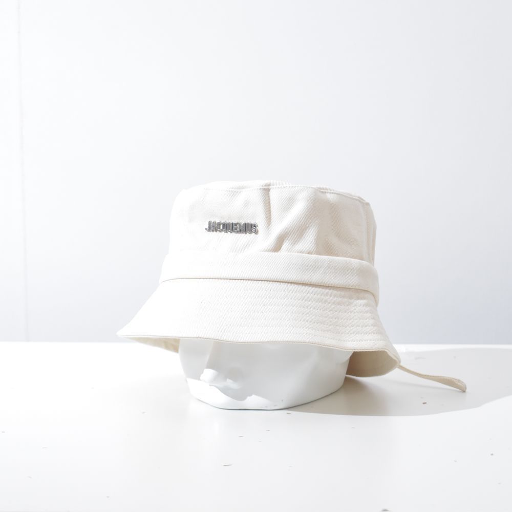 JACQUEMUS 帽子 バケハ レディース ロゴ ジャックムス 223AC001 JACQUEMUS 帽子 バケットハット レディース カーキ 緑 ホワイト