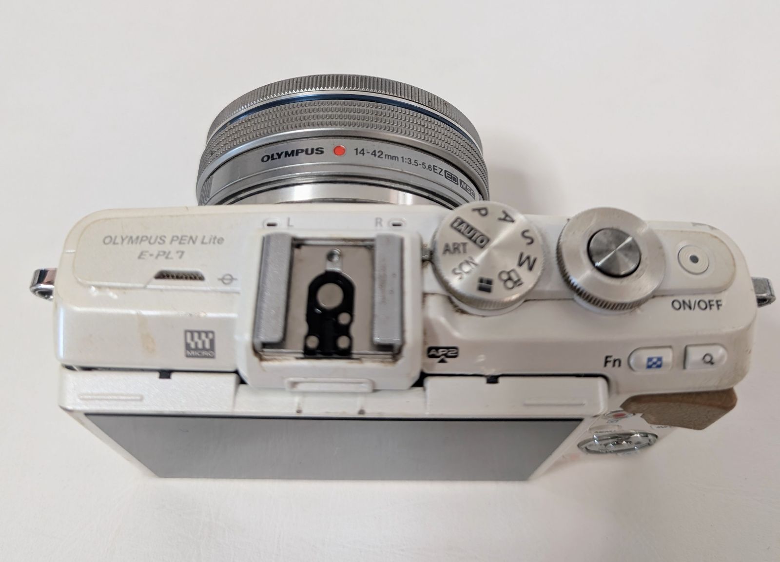 デジタルカメラ OLYMPUS PEN Lite OLYMPUS オリンパス PEN Lite E-PL7 ホワイト 【公式通販】