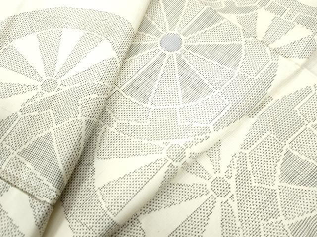 平和屋着物○本場大島紬 白大島 9マルキ 源氏車 正絹 逸品 未使用