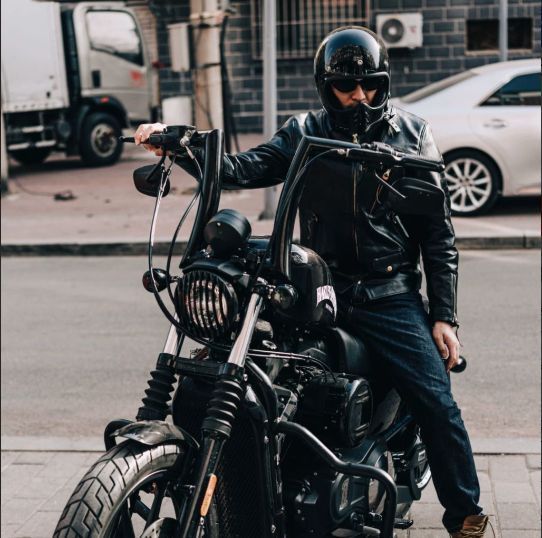 16インチ ブラック