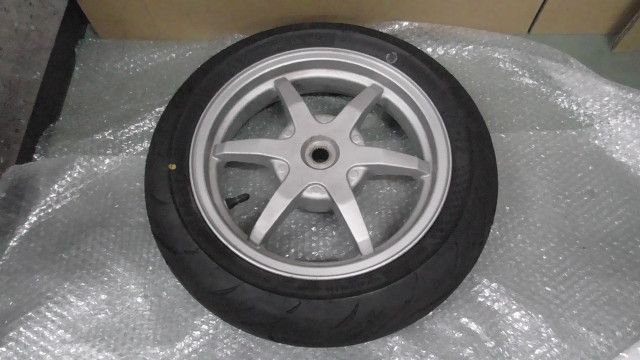 ZZ ジーツー CA1PB の リアホイール タイヤ付き 1747362205