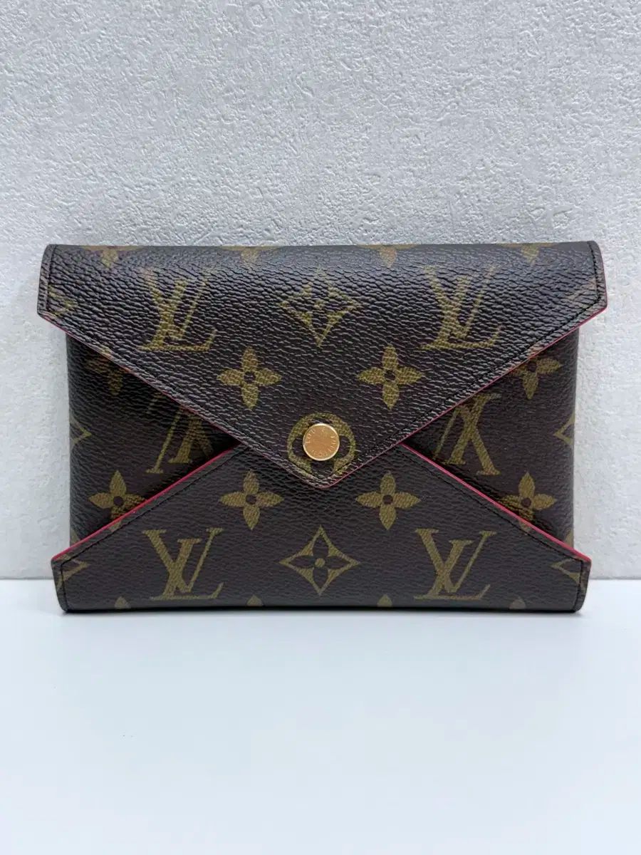 Louis Vuitton ルイヴィトン ポシェット ポシェット キリガミ 間で