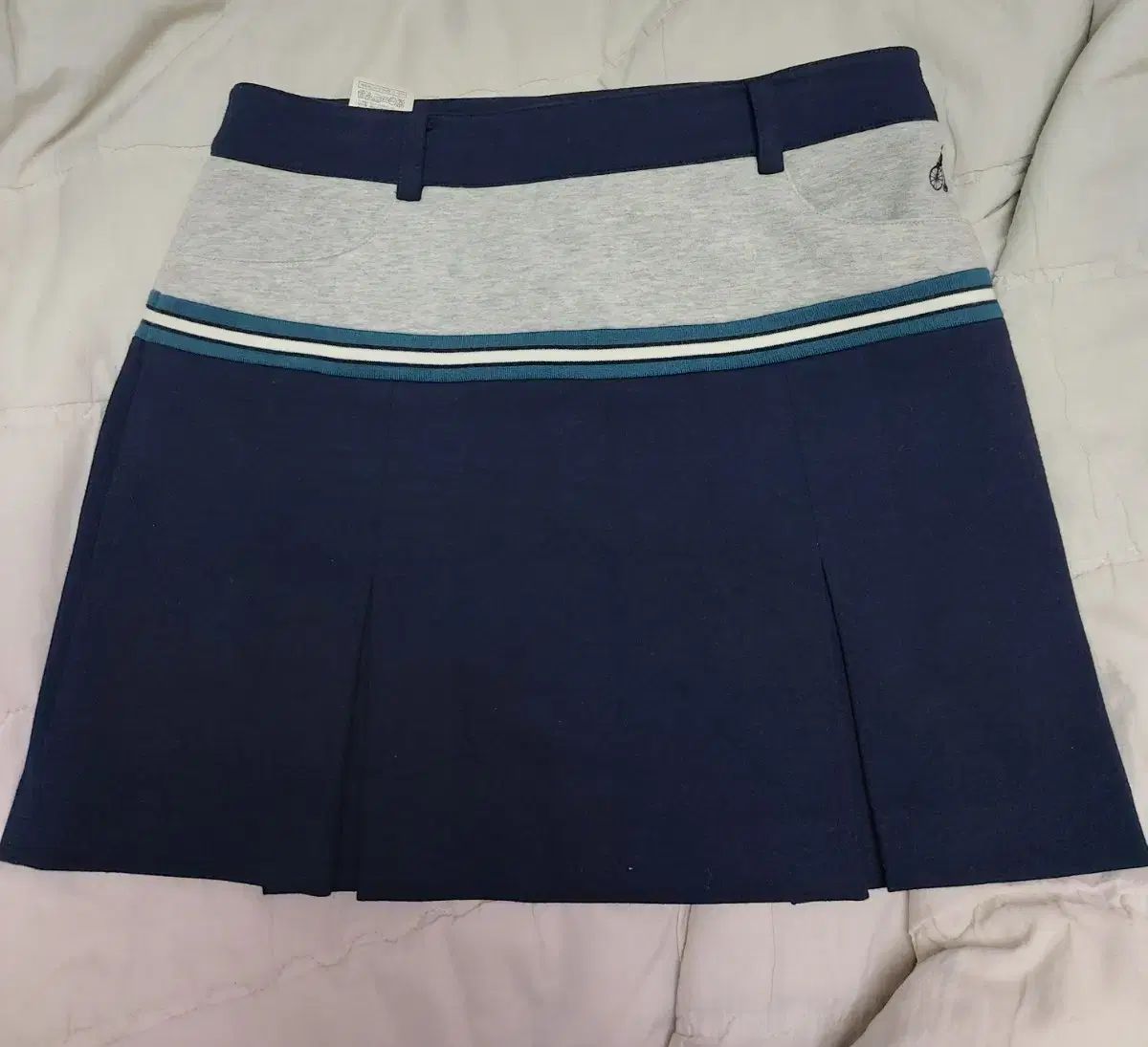 11日限り特別値下❗️ジーフォアゴルフセットアップ【M】半袖＆スカート ２点 11日限り特別値下❗️ジーフォアゴルフセットアップ【M】半袖＆スカート 2