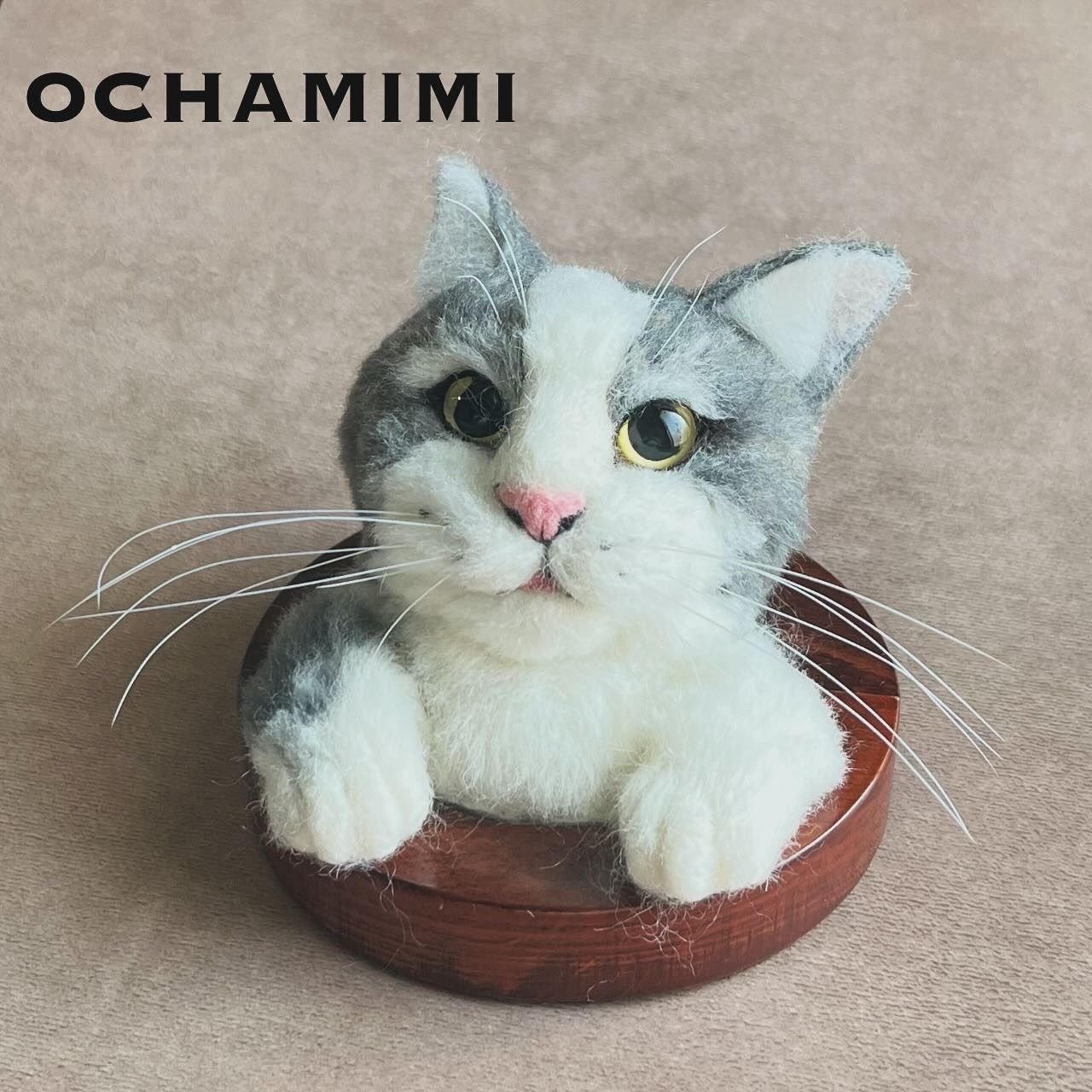 穴から覗くハチワレ猫さん ハチワレ 猫 ネコ ねこ ハンドメイド 穴から覗くハチワレ猫さん ハチワレ 猫 ネコ ねこ ハンドメイド