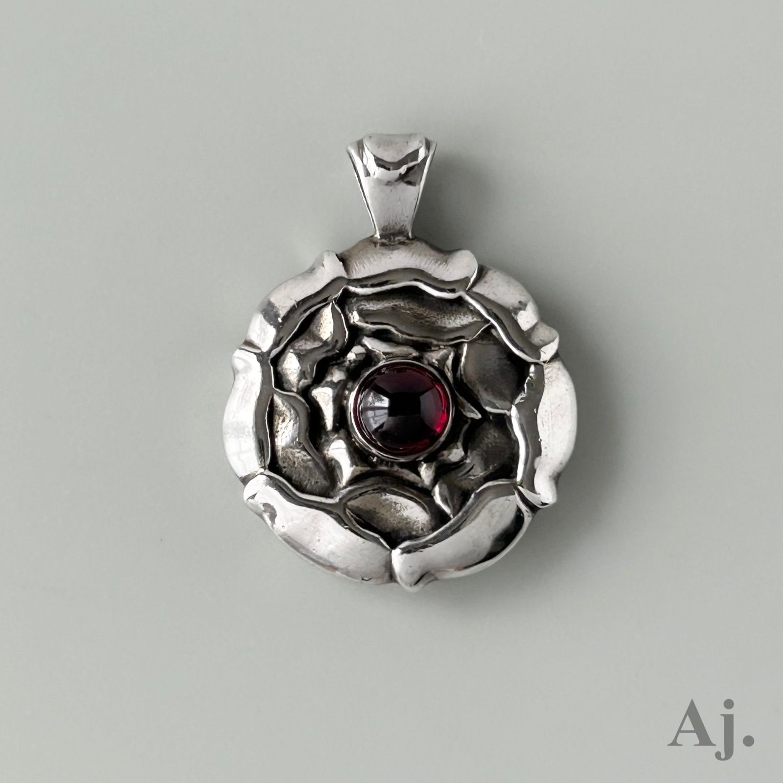 GEORG JENSEN フラワー バース ペンダント ネックレス ガーネット