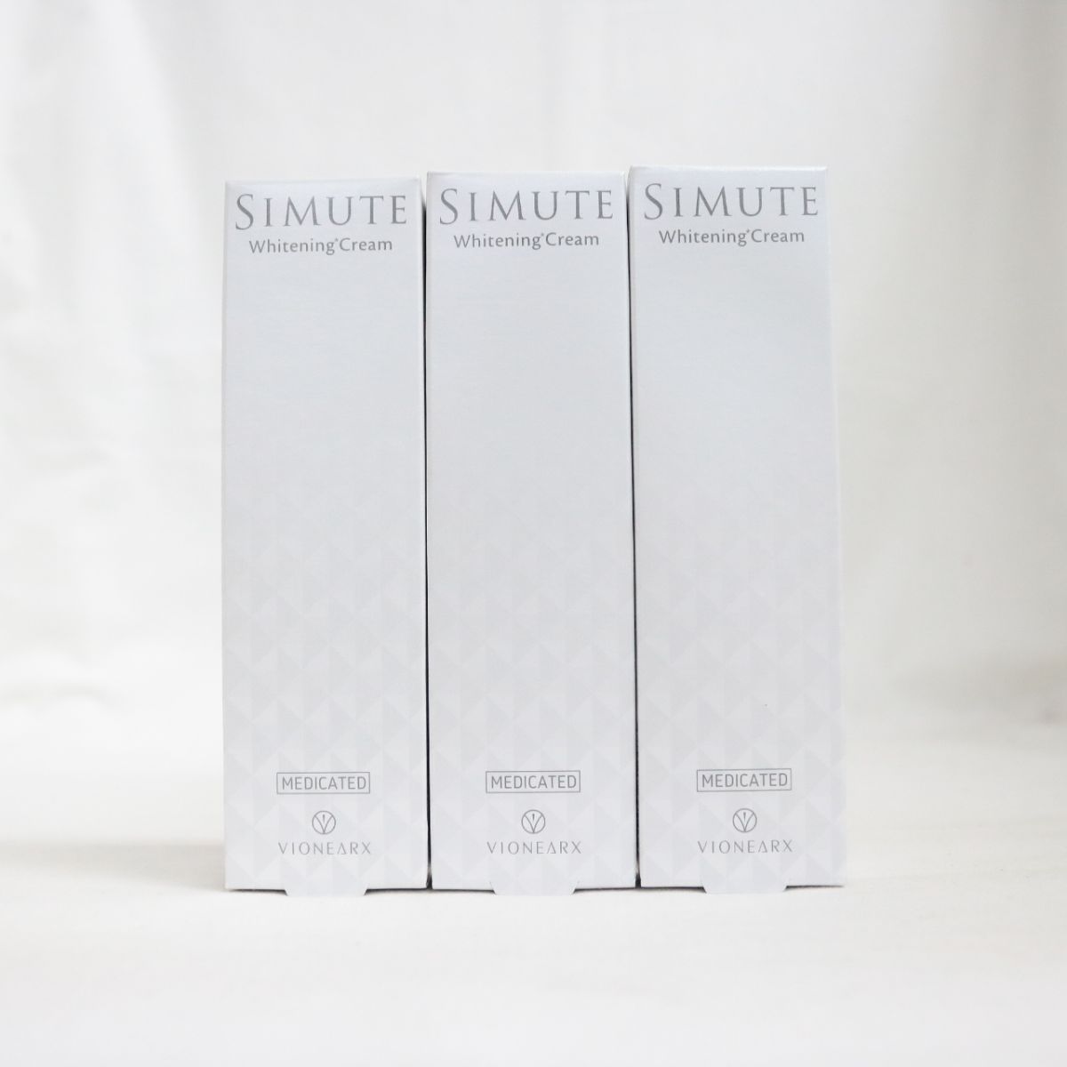 ☆新品3個セット ヴィワンアークス SIMUTE シミュート 薬用美白