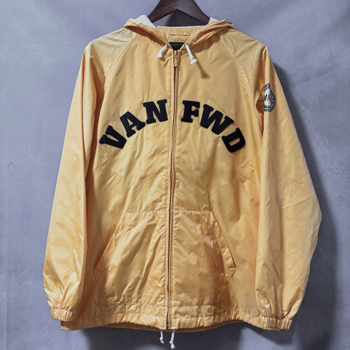 VAN JACKET ヴァンヂャケット スタジャン アーチロゴ ブラウン VAN JACヴァンヂャケット バックアーチロゴ 牛革 スタジャン M