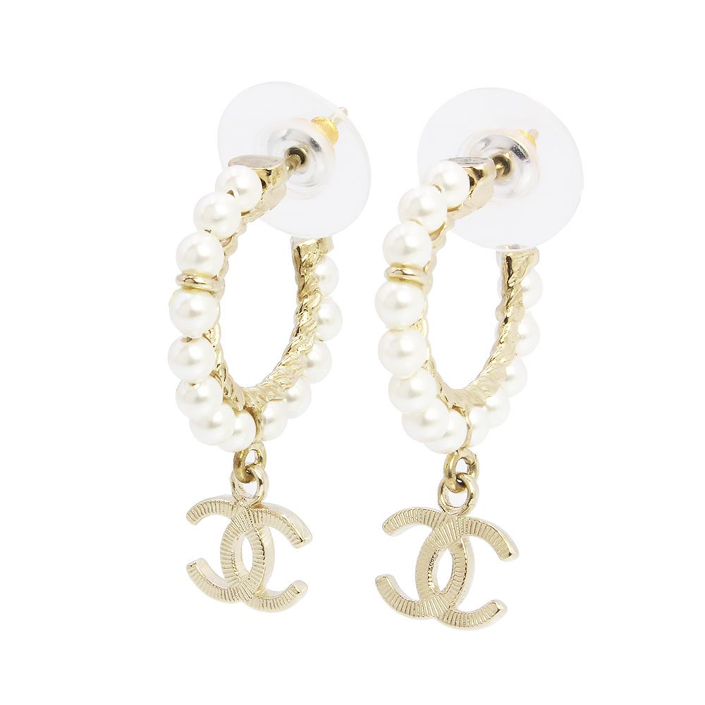 CHANEL シャネル ココマーク ロゴ フープ ピアス 06P ホワイト 白 楽天市場】【ジュエリー】CHANEL シャネル ココマーク ロゴ