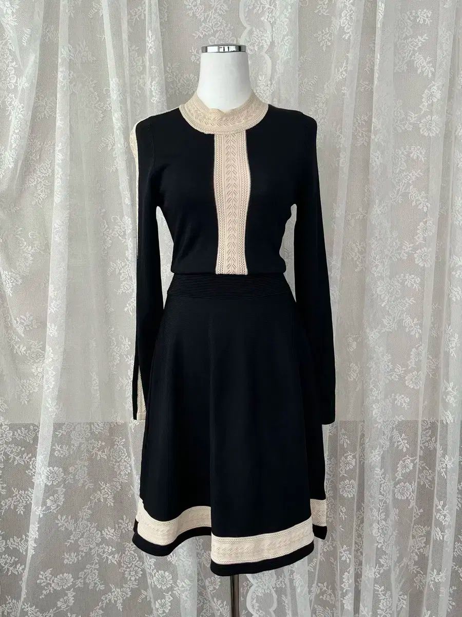 1 SANDRO デイジー ニット ONE PIECE ブラック