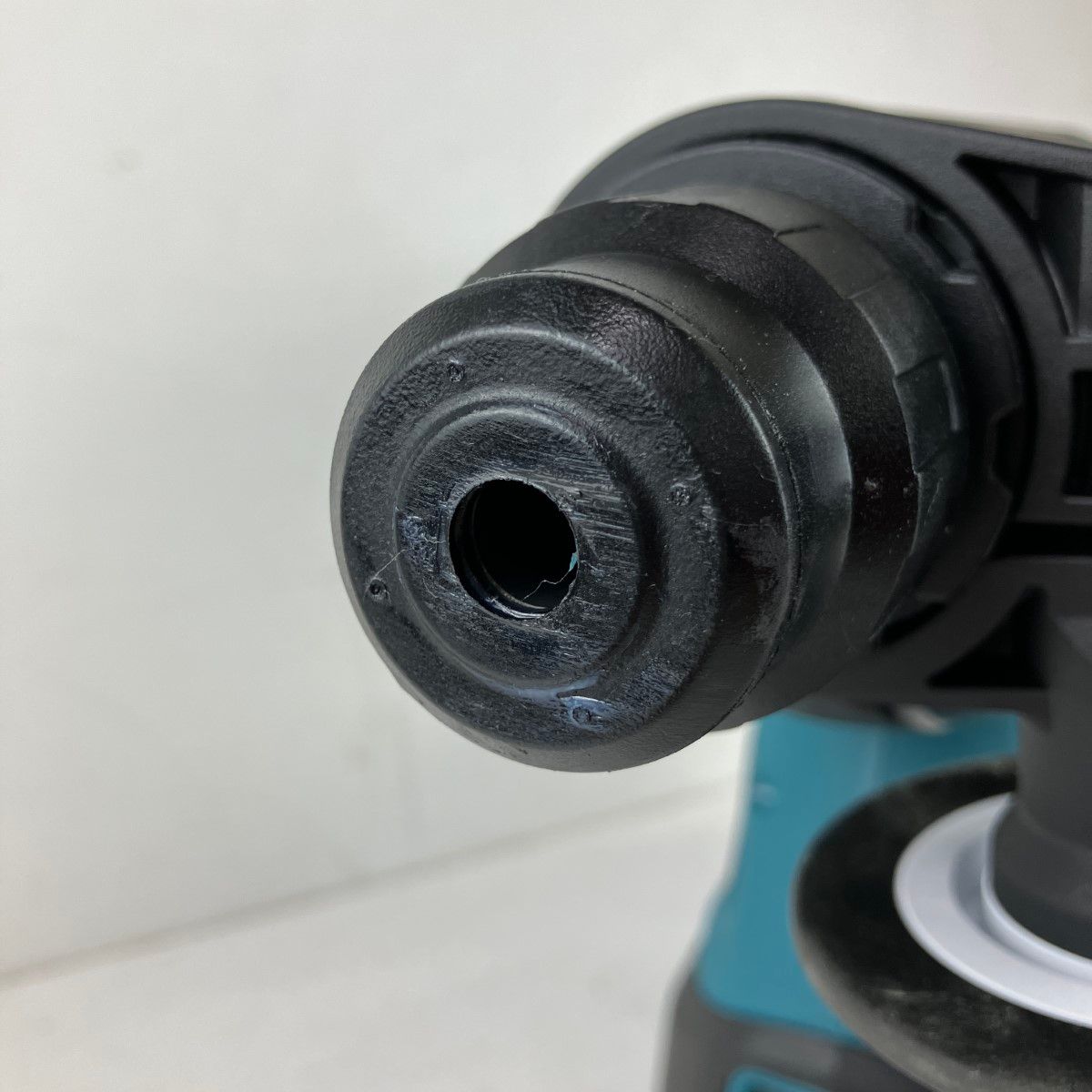 人気急上昇!! ЗЗMAKITA マキタ 18v 24mm 充電式ハンマドリル バッテリーx2 充電器 ケース付 HR244D ブルー 【お気に入り】