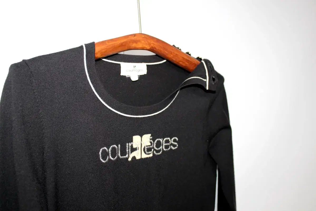 Courreges クレージュ
